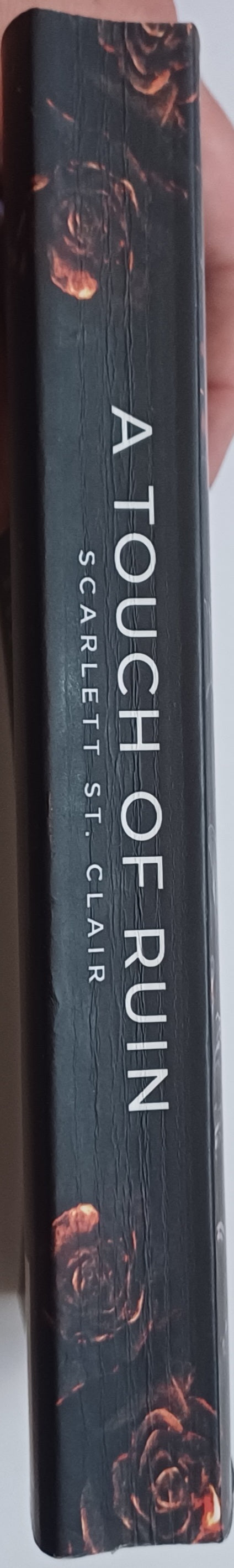 A Touch of Ruin, Scarlett St. Clair