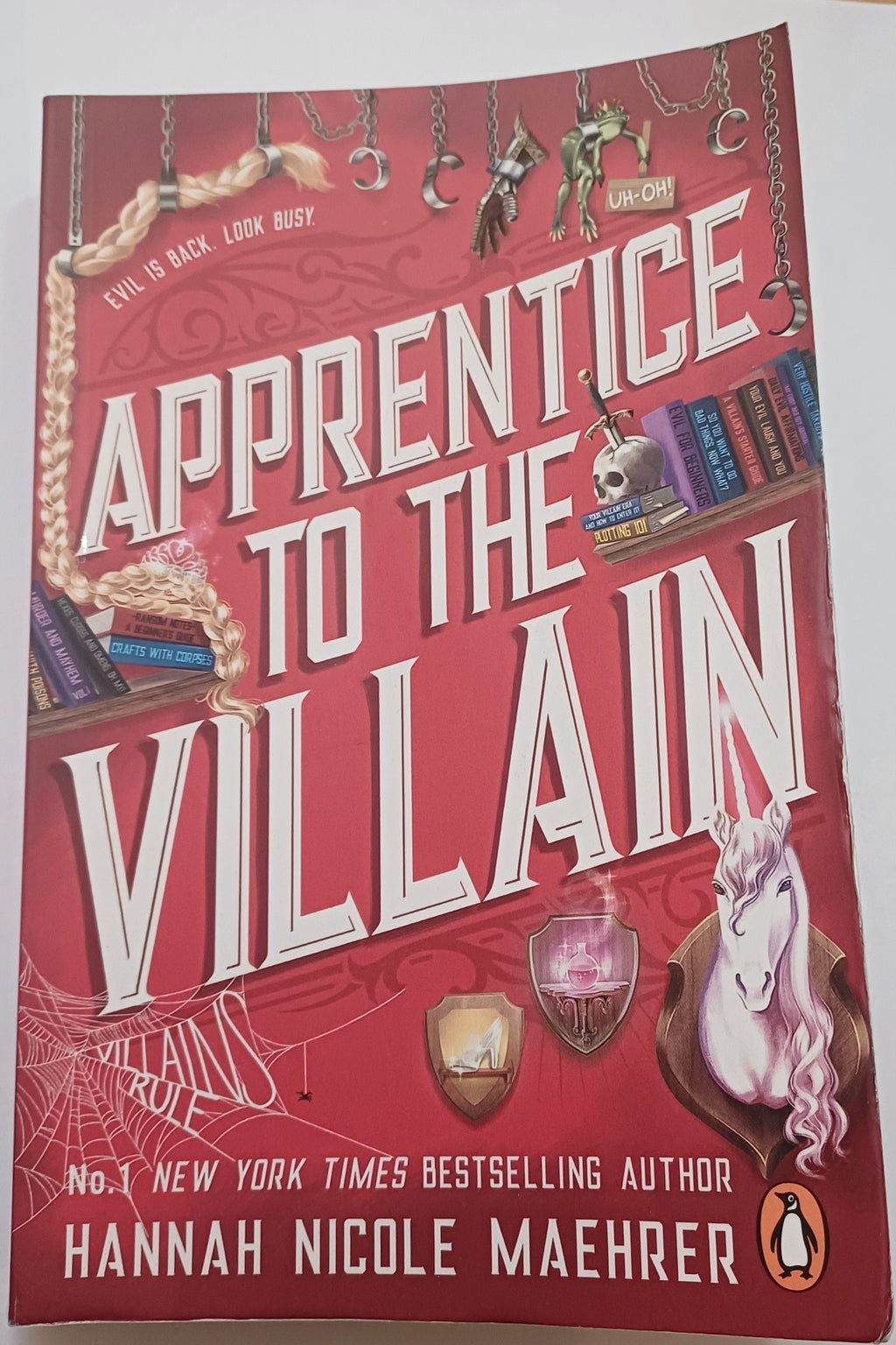 Apprentice To The Villain, Hannah Nicole Maehrer